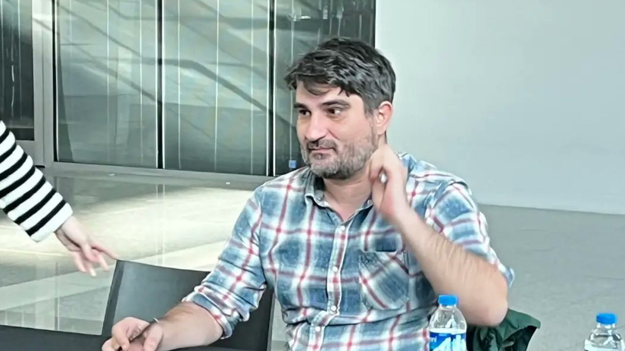 Naber Dergisi Karikatüristi Umut Sarıkaya Kimdir, Nereli Ve Kaç Yaşında Umut Sarıkaya Otisabi Olayı Nedir (1)