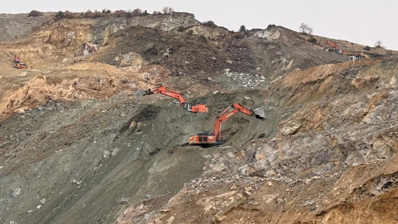 Sivas'ta Maden Faciası Şantiye Şefi 5 Gündür Toprak Altında