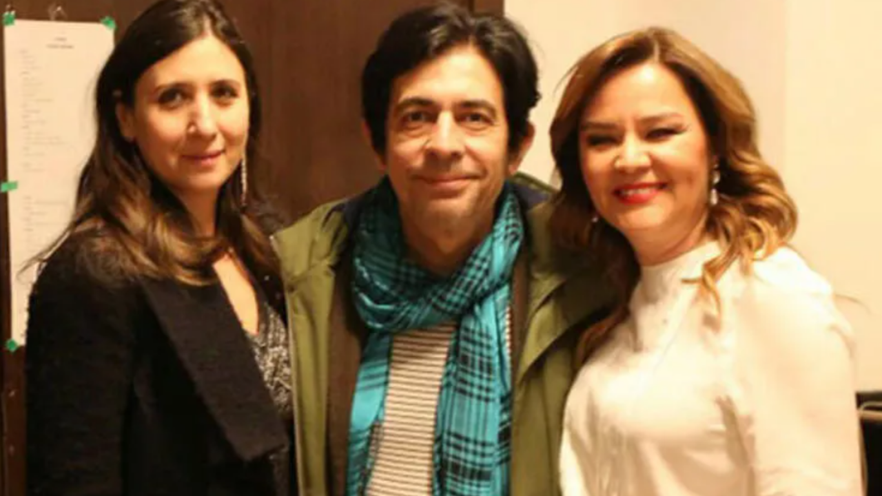 Zeyno Günenç’ten Eski Eşi Okan Bayülgen’e Destek ‘’Kafamızı Açıyor’’ (4)