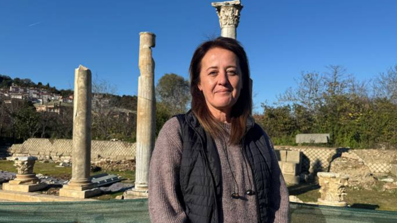 Bartın'da Arkeolojik Keşif Amastris Antik Kenti'nde Gülümseyen Medusa Figürü Bulundu (2)