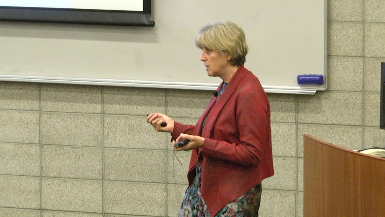 Bebek Gibi Bir Cilt Için C Vitaminini Sadece Sürmek Yetmiyor, Yemeniz De Şart! (1)