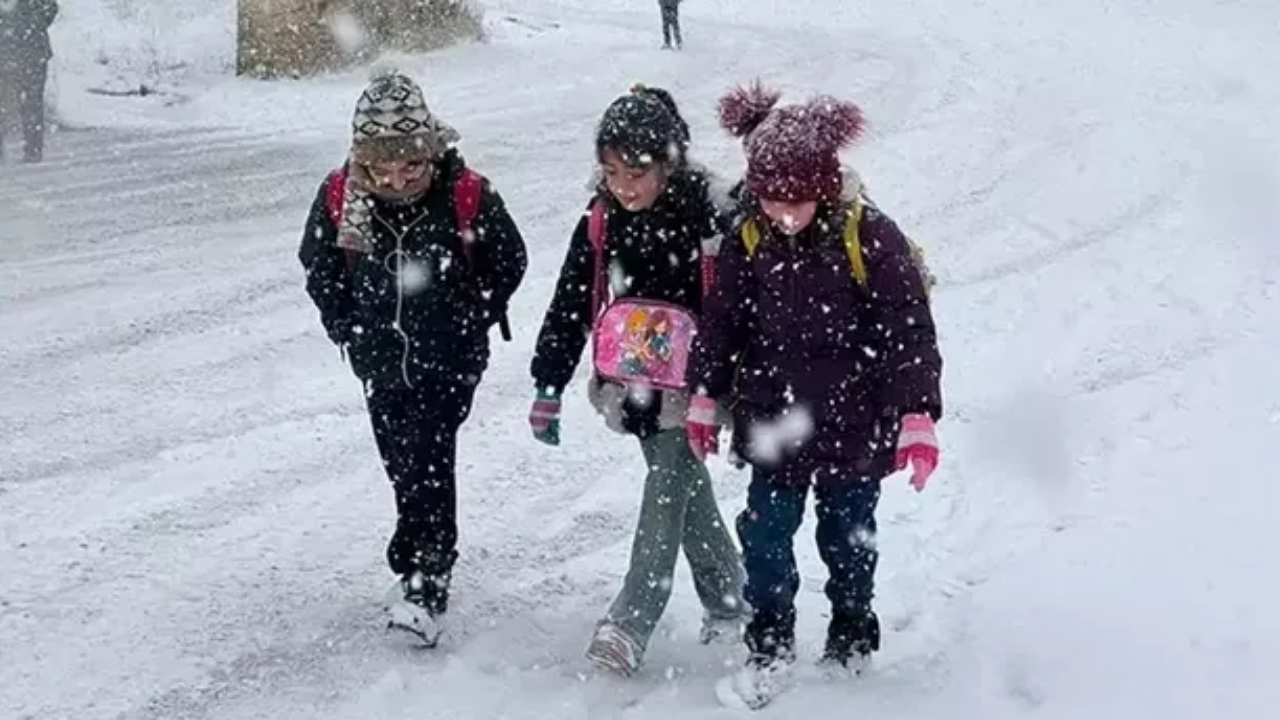 Eğitime Kar Engeli! 31 Aralık’ta Çok Sayıda Ilde Okullar Tatil Edildi
