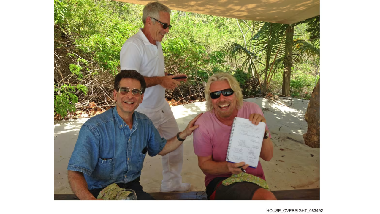 Epstein Skandalında 19 Yeni Fotoğraf Paylaşıldı Trump Ve Clinton Da Var (4)