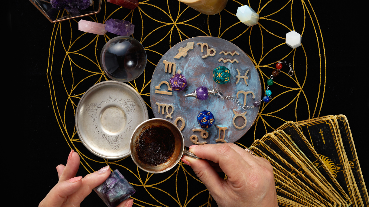 İnsanlar Falcılara Neden Inanıyor İşte Psikolojik Ve Kültürel Nedenler