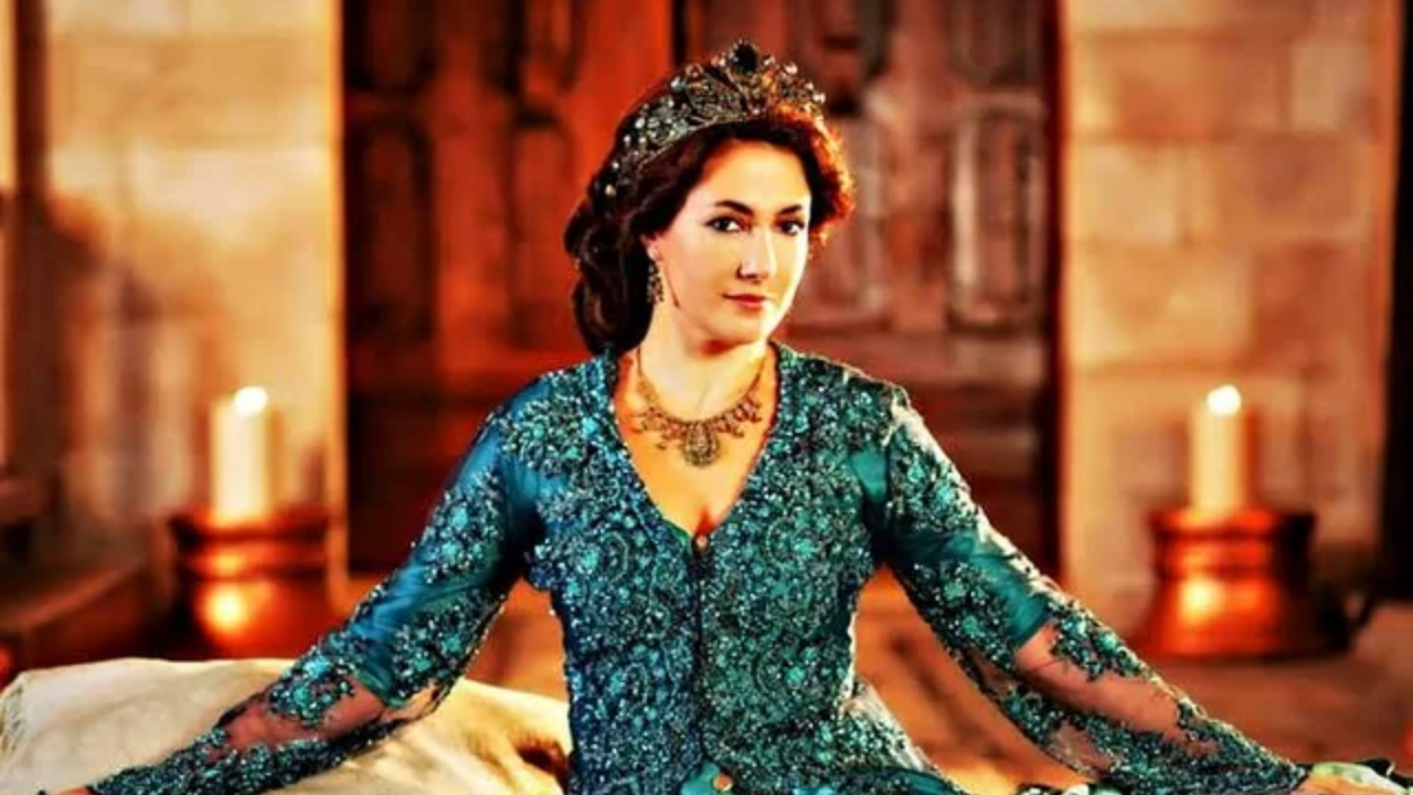 Muhteşem Yüzyıl Karakterlerinin Burçları (20)