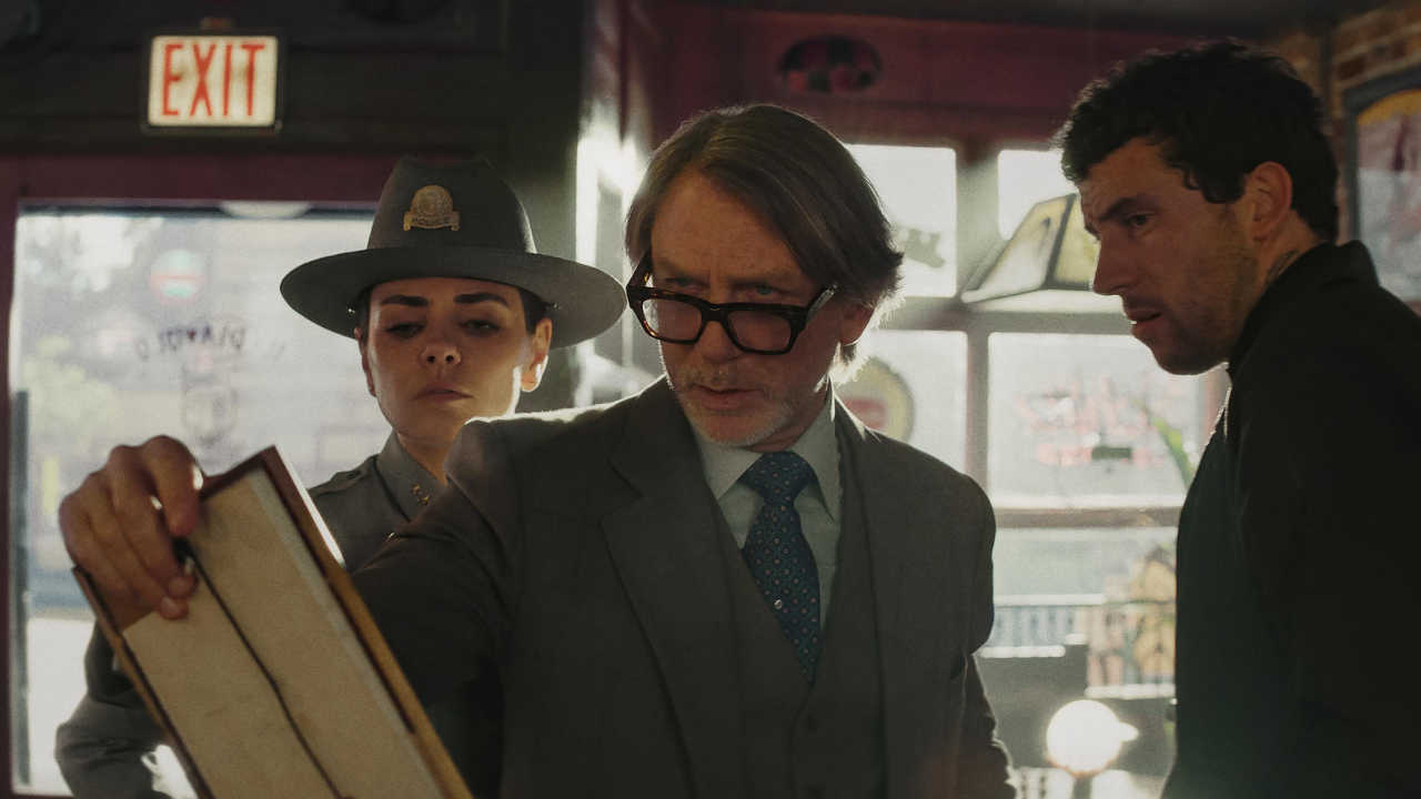 Netflix’in Yeni Gizem Filmi Wake Up Dead Man Konusu (3)