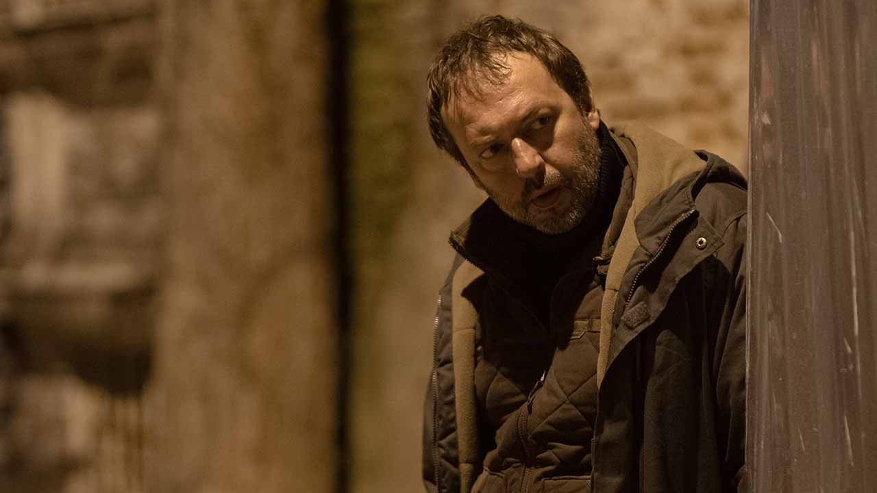 Netflix’in Yeni Mini Dizisi Kasaba Konusu Ve Oyuncuları (1)