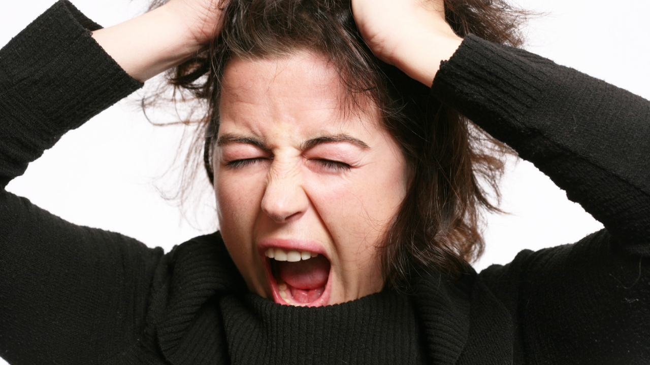 Sinirlendiğimizde Neden Ağlarız İşte Bilimsel Cevabı