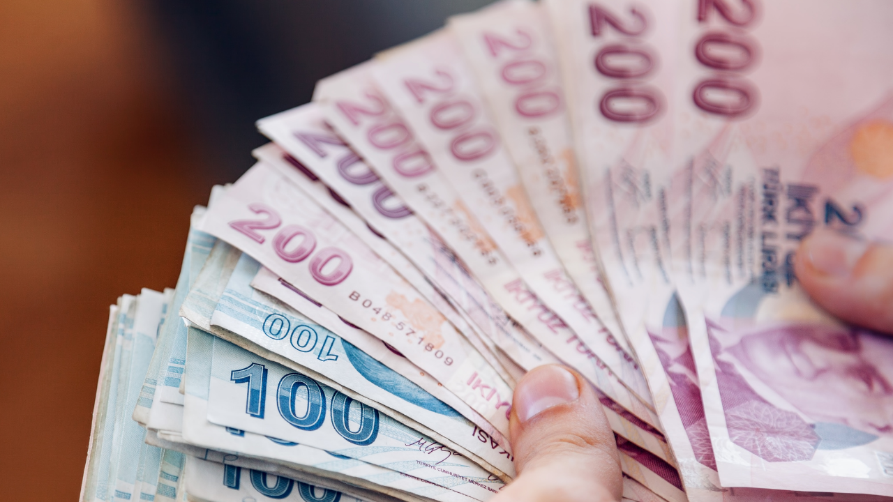 Uzman Isimden Asgari Ücret Açıklaması 28 Bin Liranın Üstünü Beklemeyin (1)