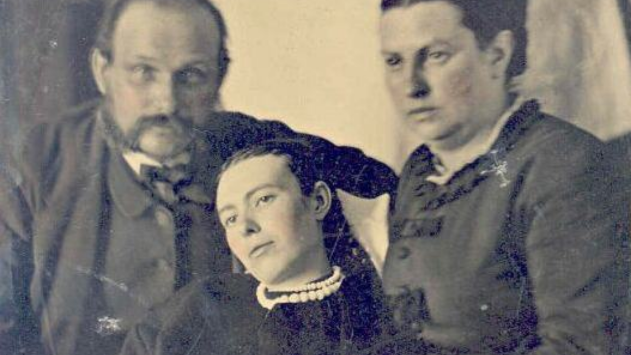 Viktorya Döneminde Cesetlerle Fotoğraf Çektirme Geleneği