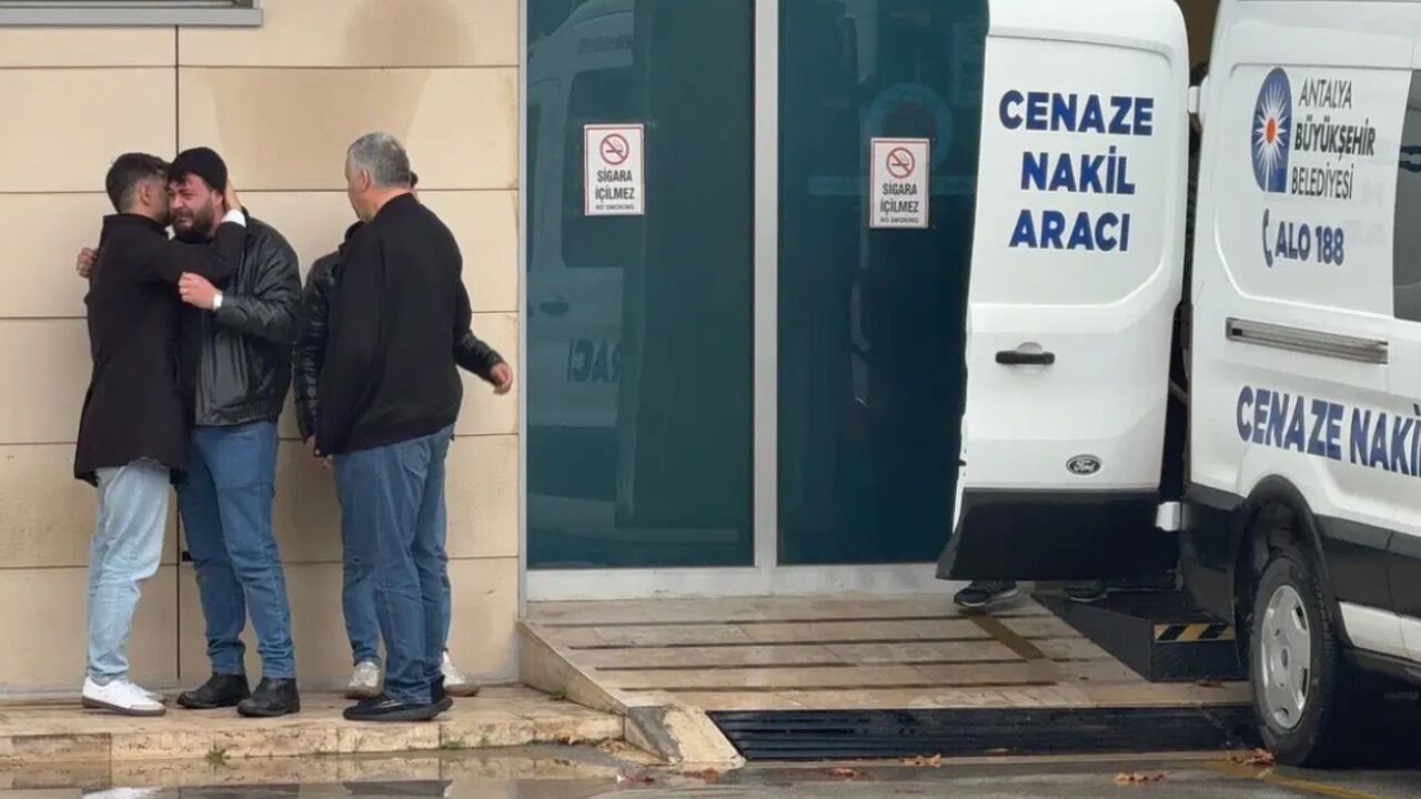 Antalya Otobüs Kaza 2