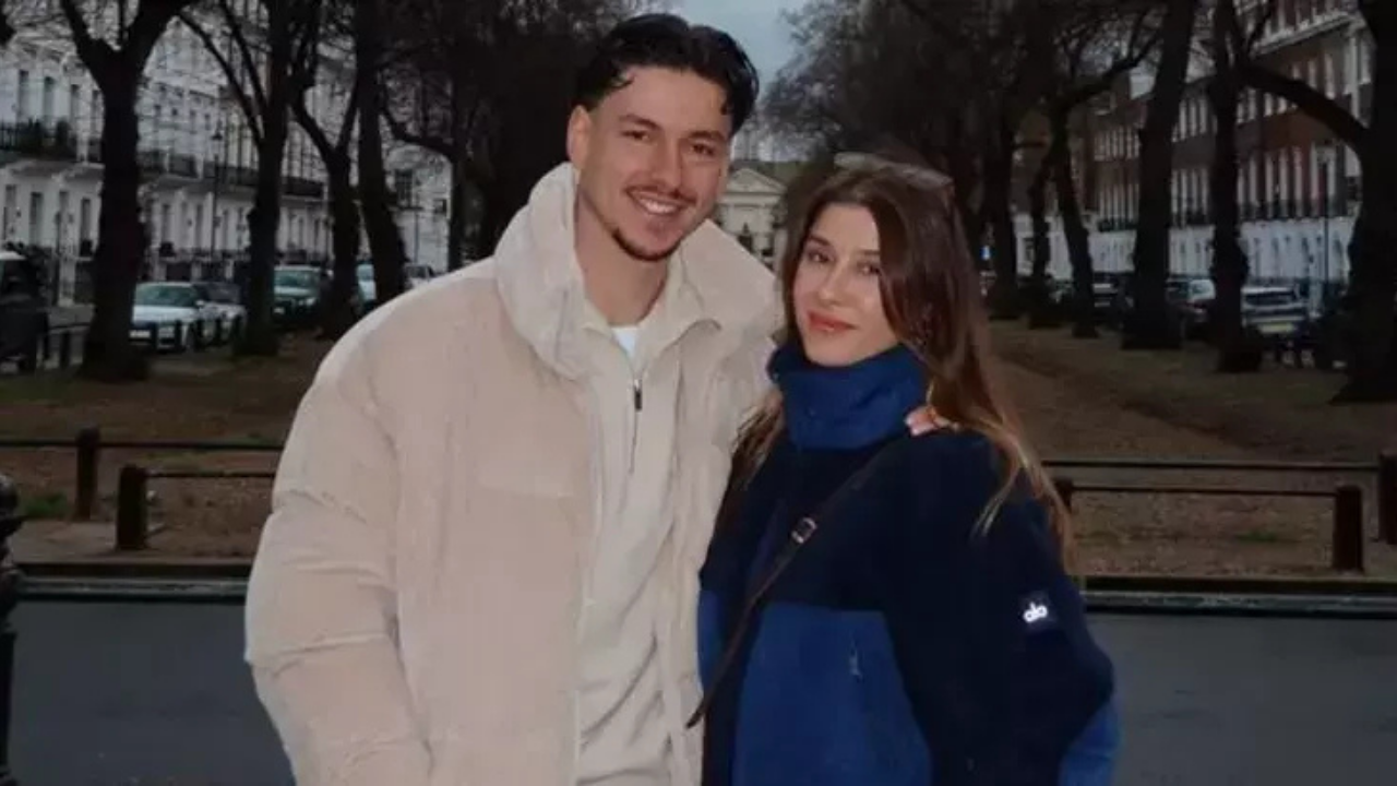 Enis Destan Ile Eşi Arzum Destan (1)