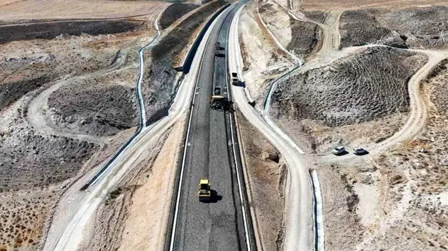 14 SAAT SÜRÜYOR 4