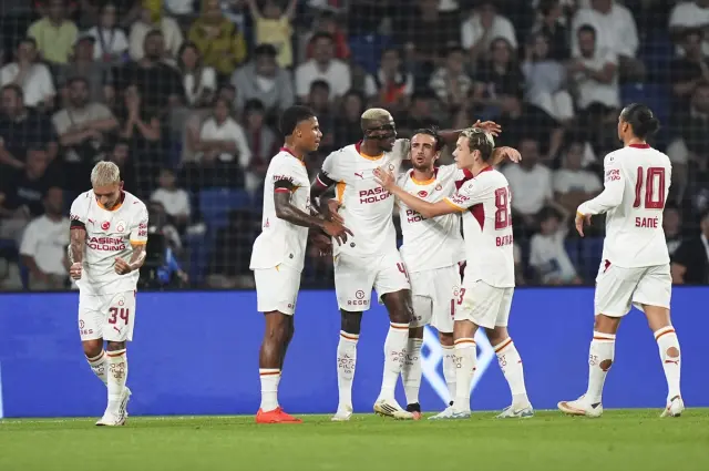 Osimhen sakatlandı! 5 gollü nefes kesen maçın galibi Galatasaray