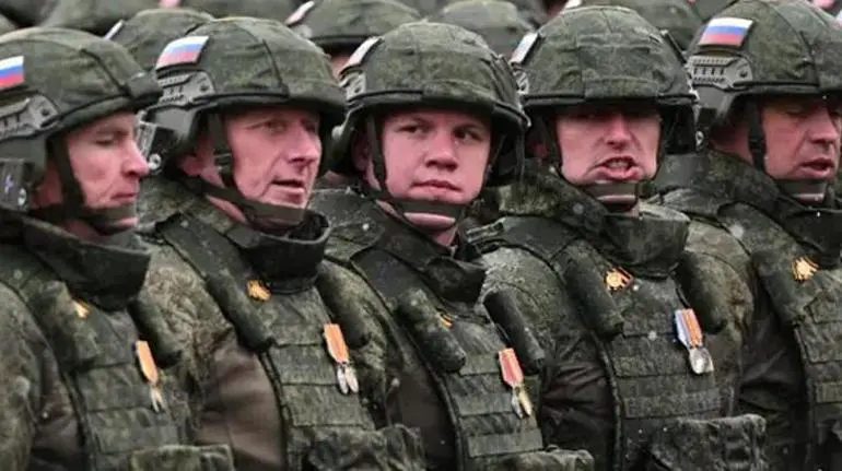 Avrupada tehlike sinyali Sessiz seferberlik iddiası: 300 bin Rus hazırlanıyor