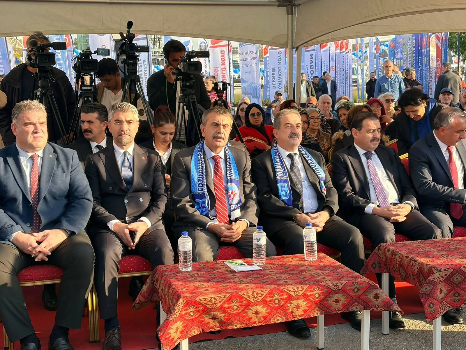 Bakan Tekin'den sosyal medya devine 'şiddet' uyarısı: Hukuki süreç başlatılıyor
