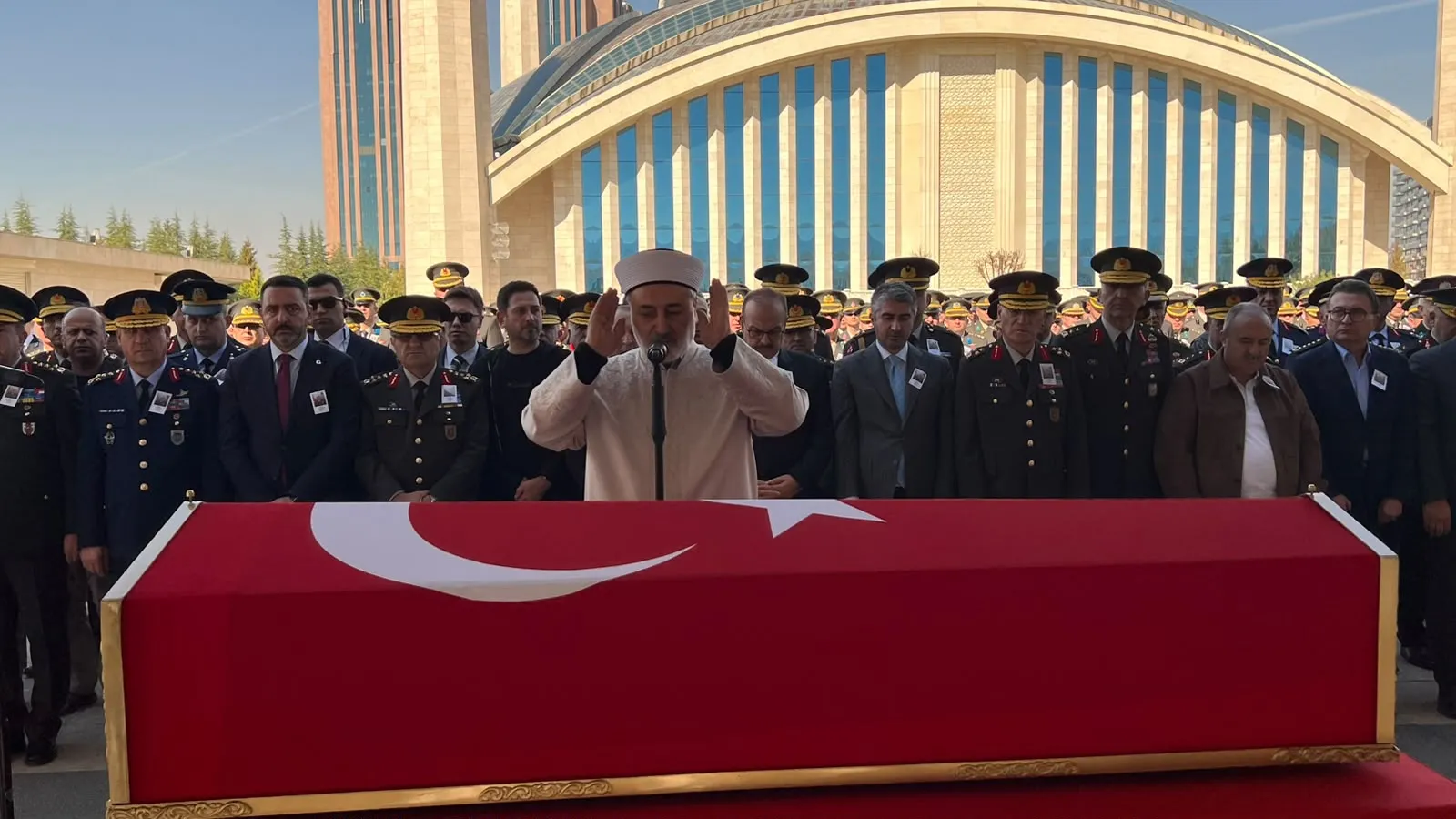 Ankara'da hüzünlü veda: Şehit Albay Sayit Gökgöz dualarla uğurlandı