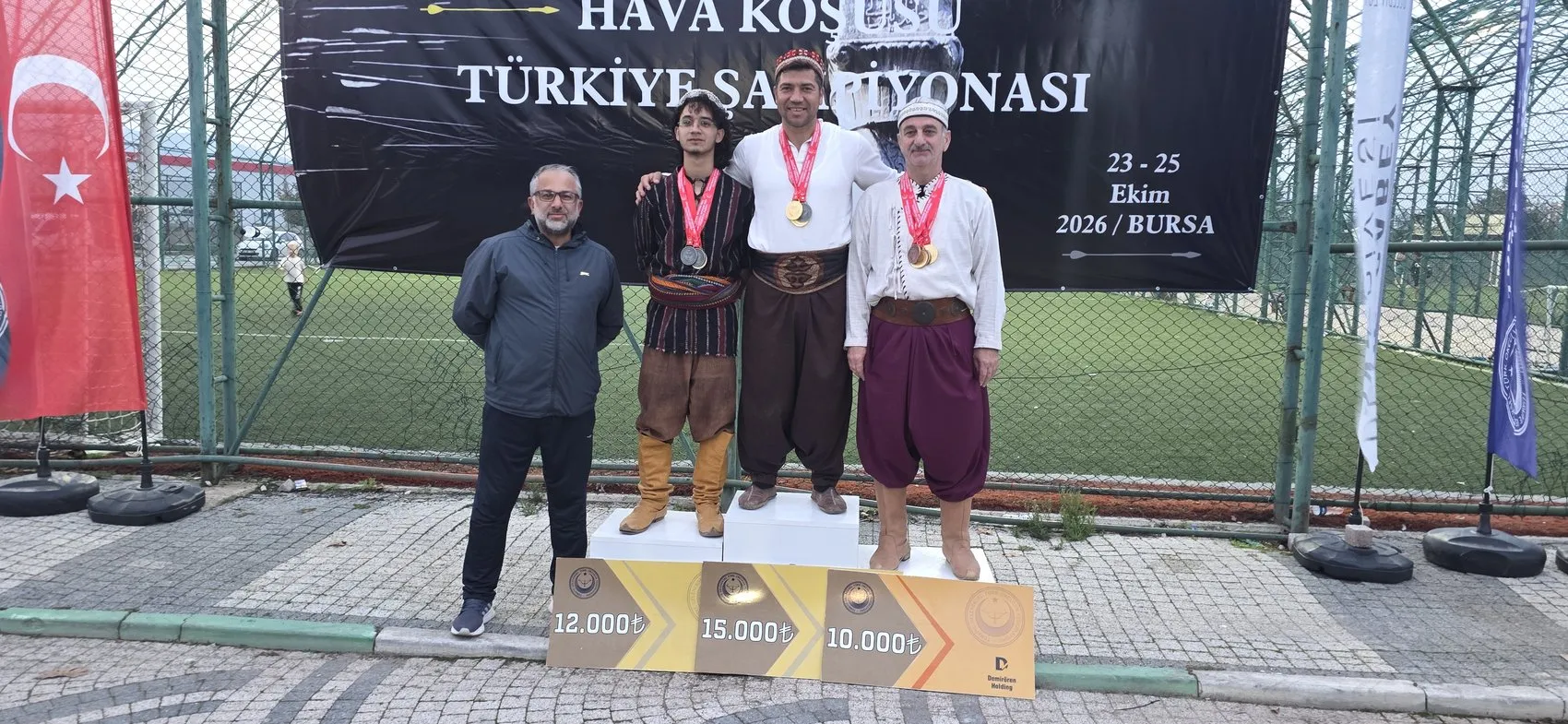 Bursa'da Okçuluğun Efsanesi Şüca'nın İzinde Yeni Rekorlar Yazıldı