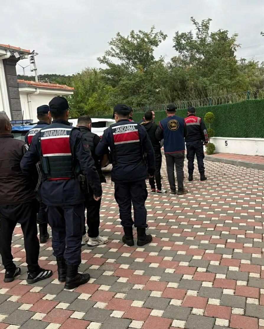 İzmir'de üç yıllık sessizlik bozuldu: Ormanlık alandaki su deposunda başlayan adalet arayışı