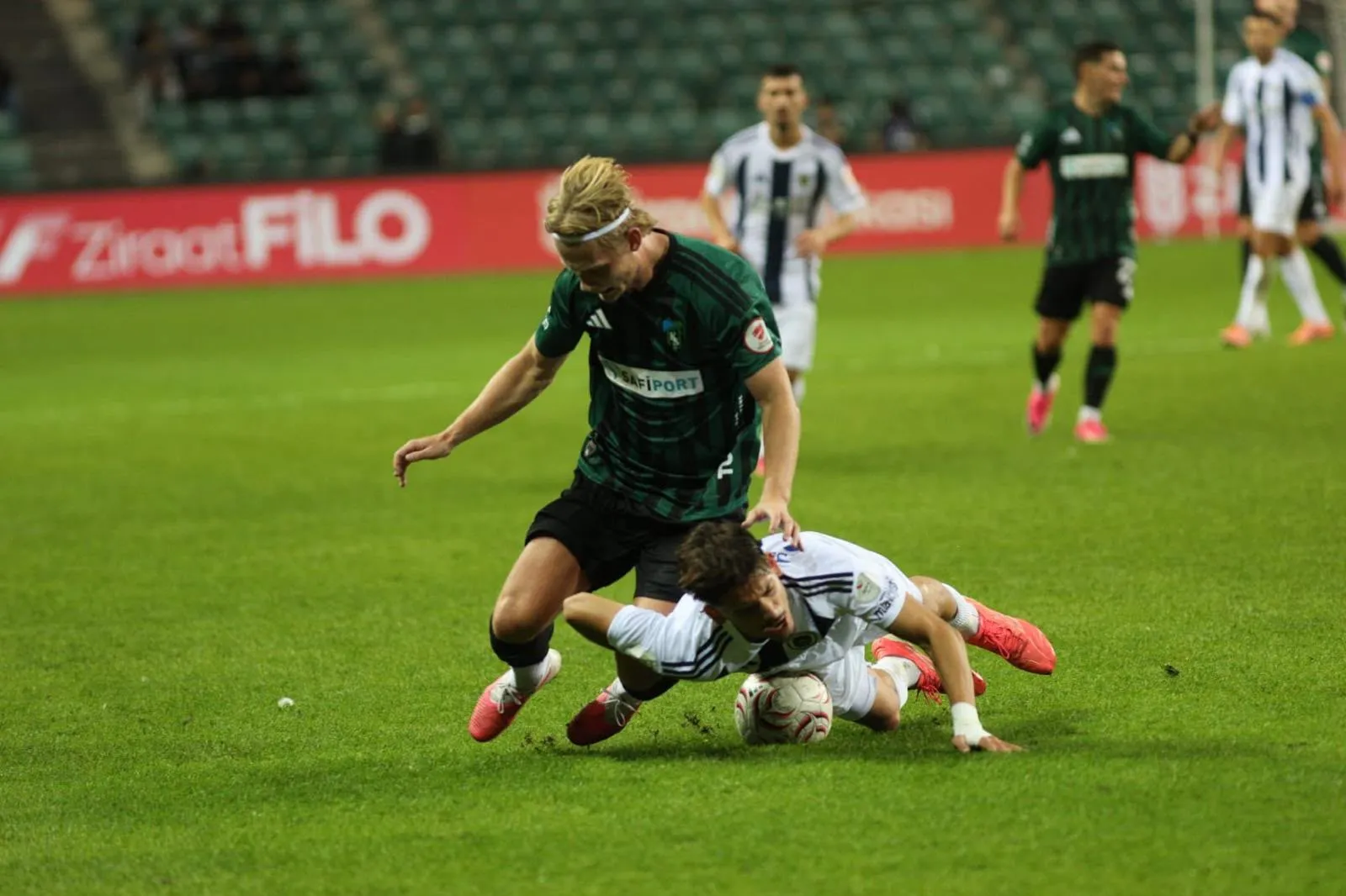 Kocaelispor kupada hata yapmadı: Metehan Altunbaş sahneye çıktı