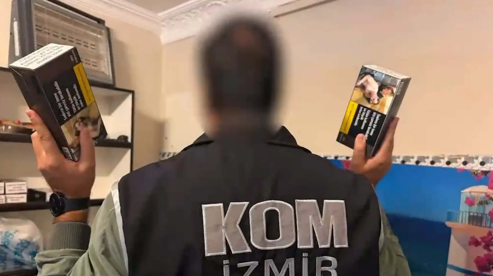 İzmir'de 5 milyonluk kaçakçılık darbesi: Emniyetin dev operasyonunda 15 kişi kıskıvrak yakalandı