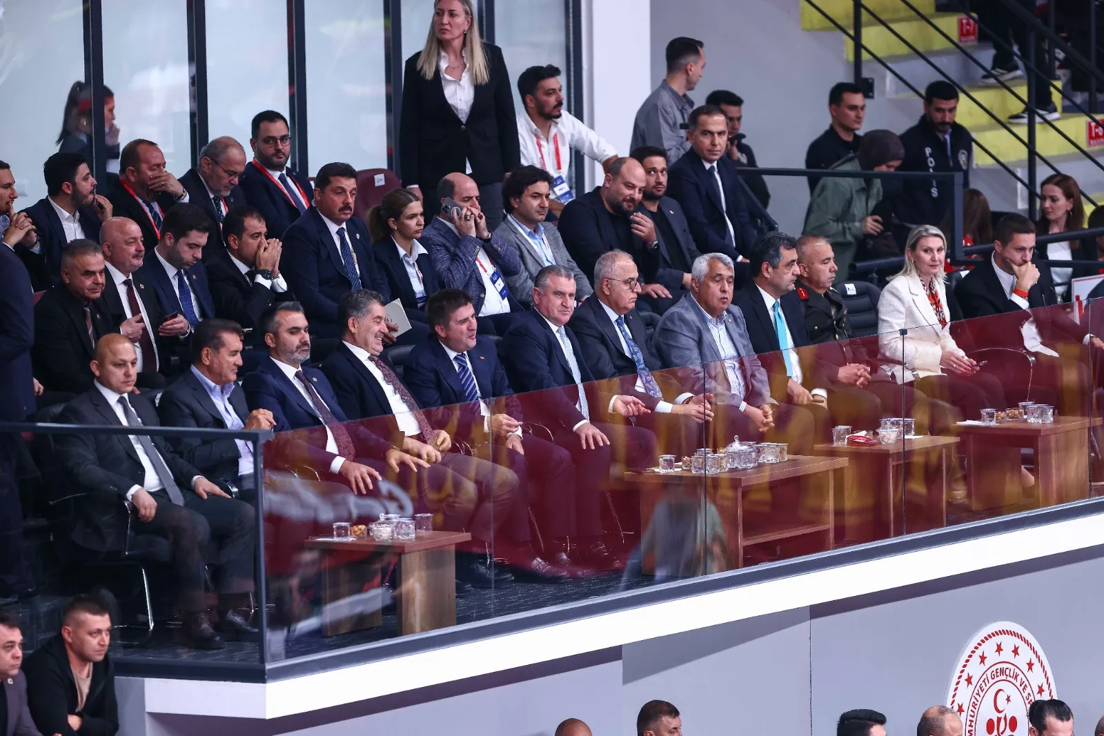 Kırıkkale'de Kupa Coşkusu: Galatasaray Madeş Mobilya Zirveye Adını Yazdırdı