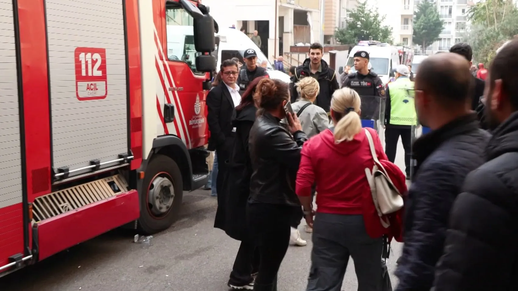 Maltepe'de kentsel dönüşüm çıkmazı faciayla bitti: Enkaz başında acı dolu bekleyiş