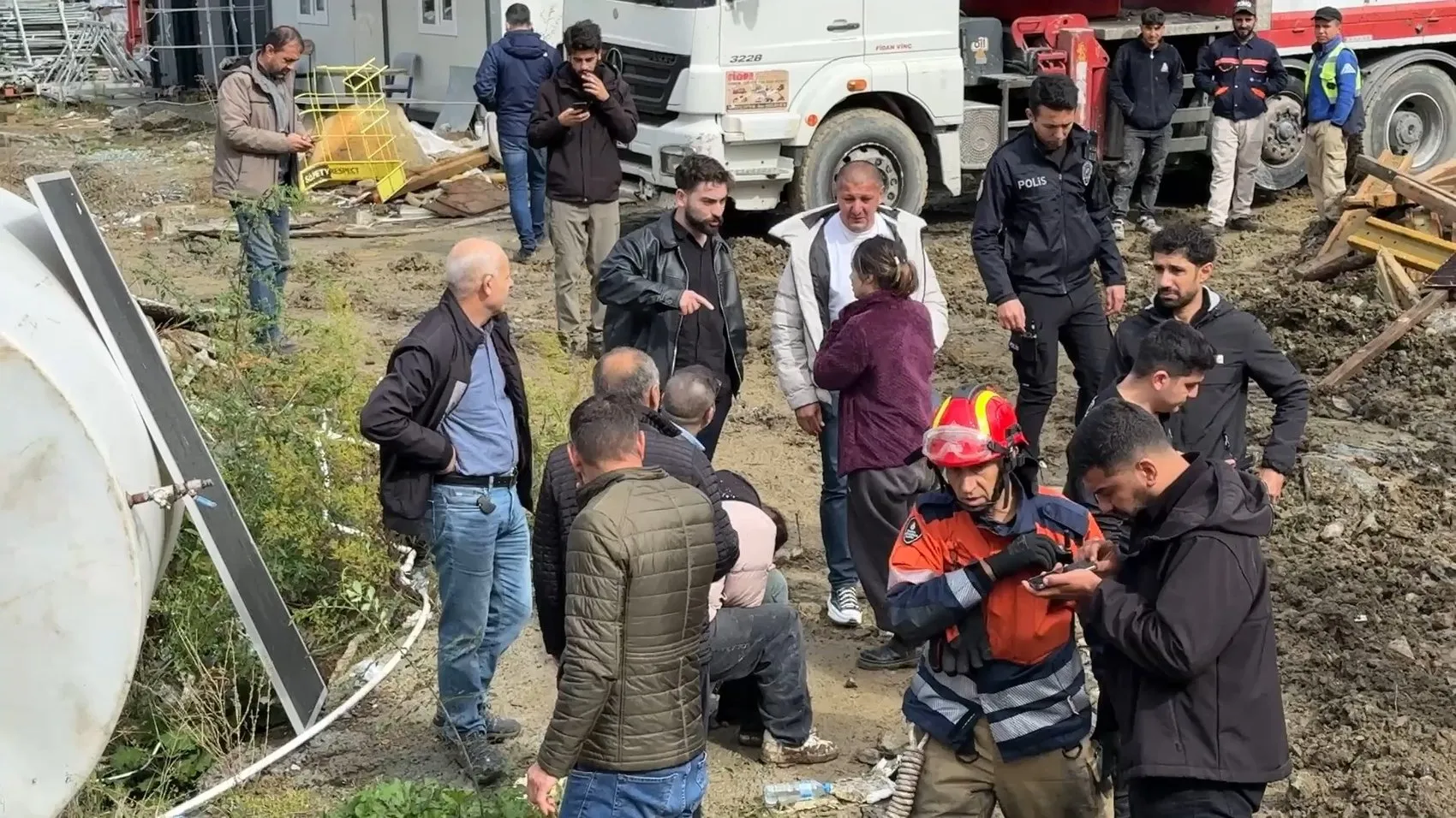 Ayazağa'daki sel felaketinde acı haber: Kayıp olarak aranan Turgut Dursun'un cansız bedenine ulaşıldı