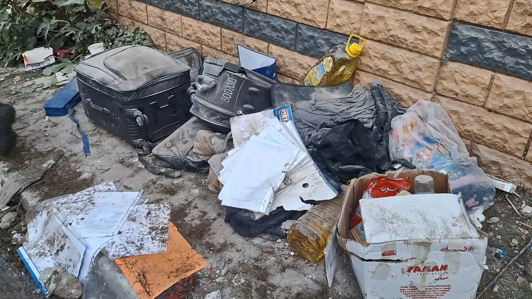 Maltepe'de 7 katlı binanın alt katları çöktü: 5 can kaybı, 55 kişi tahliye edildi