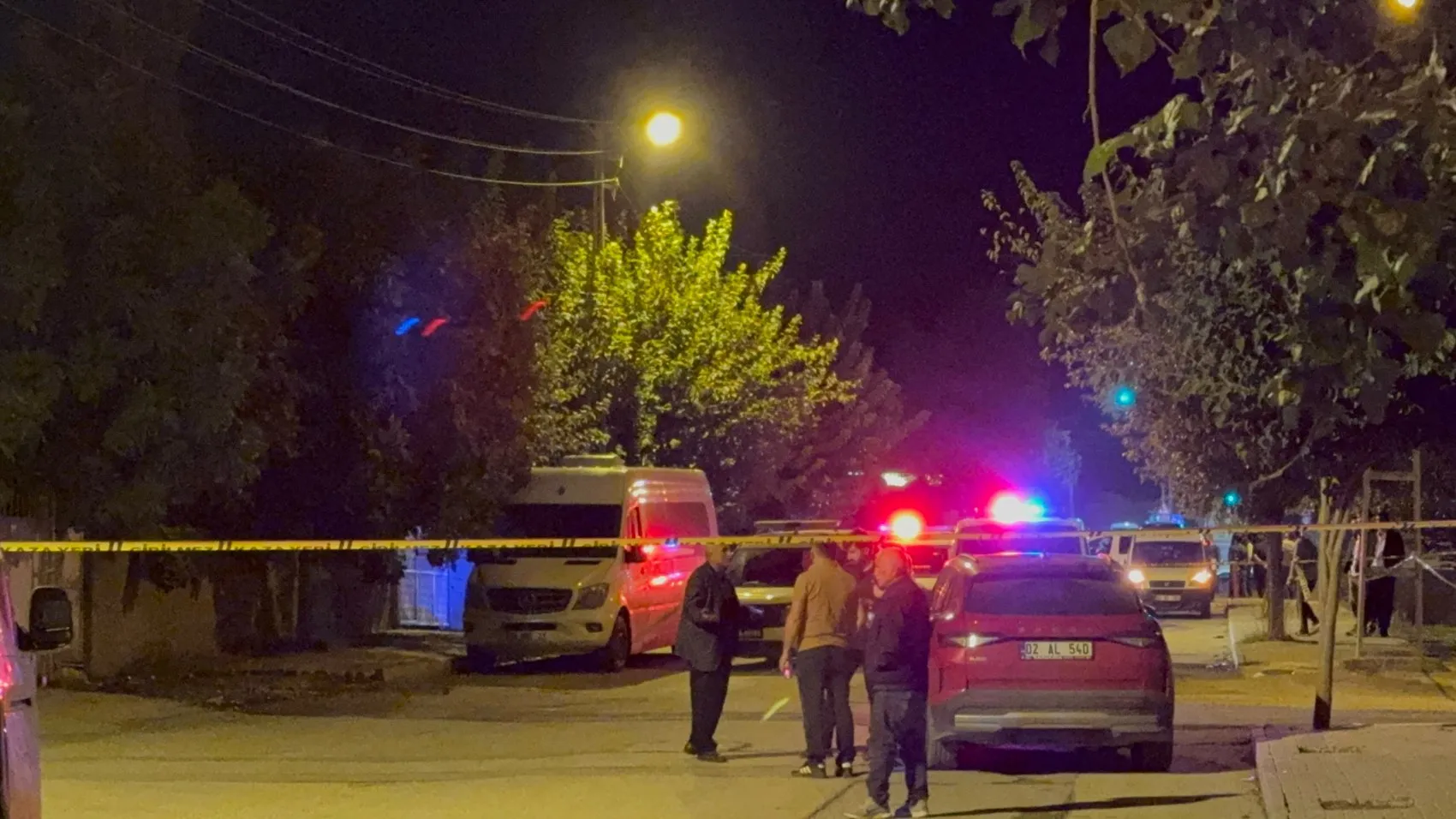 Adıyaman'da sokak ortasında şiddet: 18 kişi demir parmaklıklar ardında