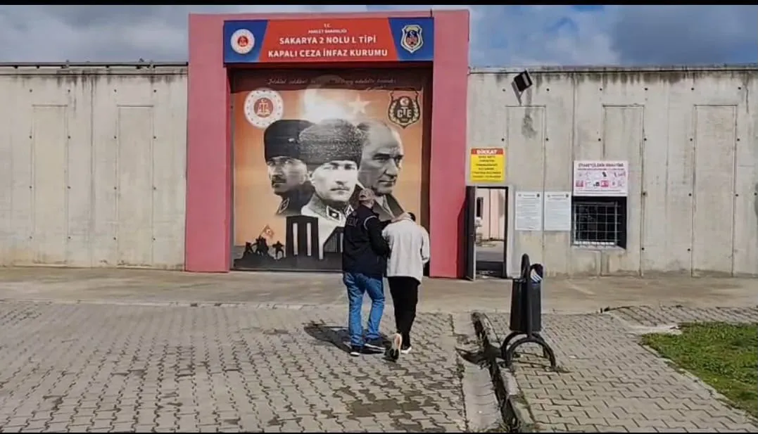 Sakarya'da terör operasyonu: Geçmişin izini süren ekipler bir kişiyi cezaevine gönderdi