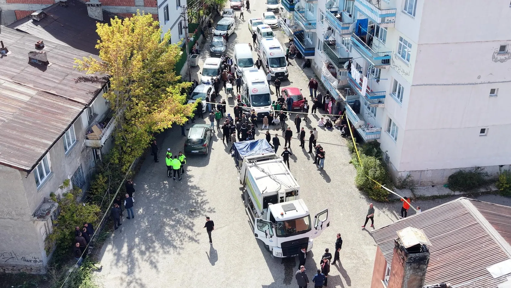 Erzurum'da yürek yakan kaza: Çöp kamyonunun çarptığı kadın hayatını kaybetti