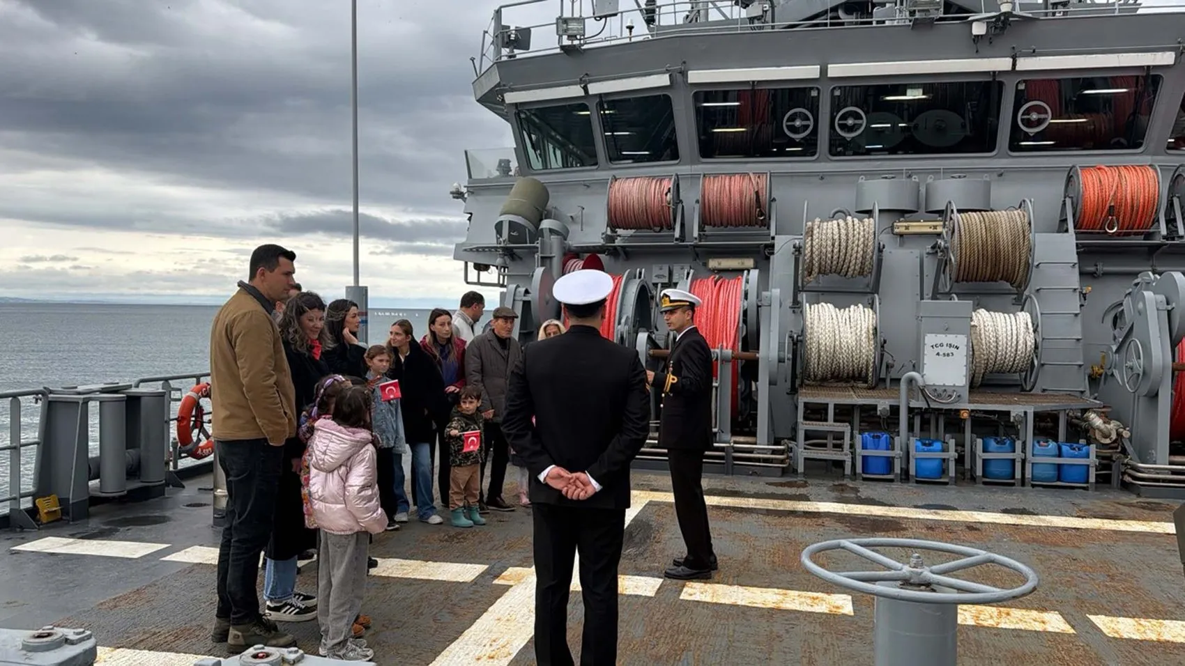 Tekirdağ limanında bayram coşkusu: TCG Işın vatandaşlarla buluştu