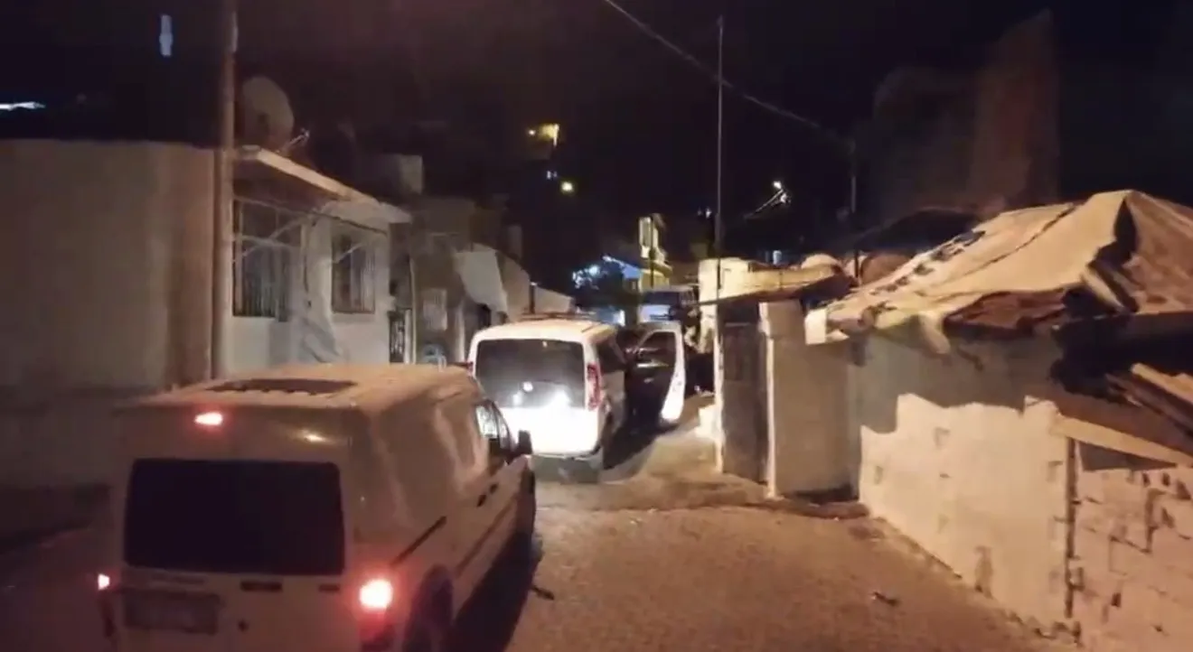 Balıkesir'de şafak operasyonu: 37 adrese eş zamanlı baskın