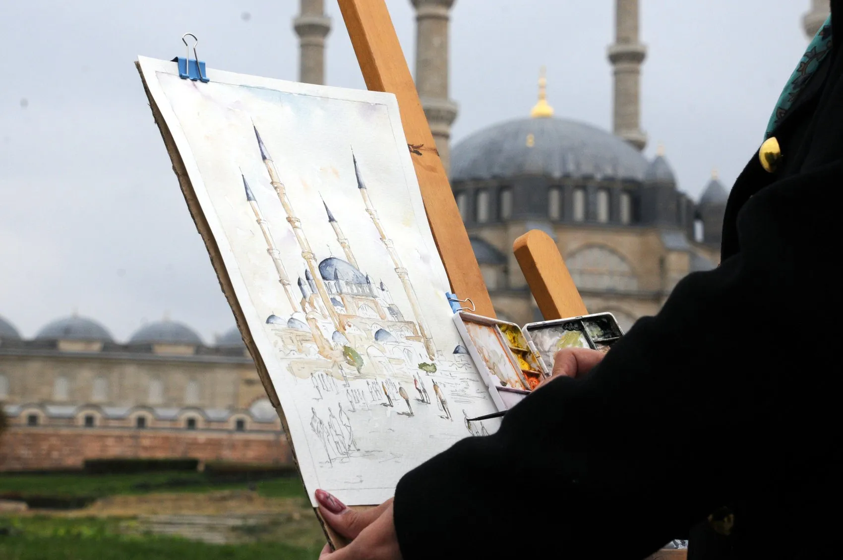 Selimiye'nin gölgesinde fırça darbeleri: Balkanlar'ın sanatçıları Edirne'de buluştu