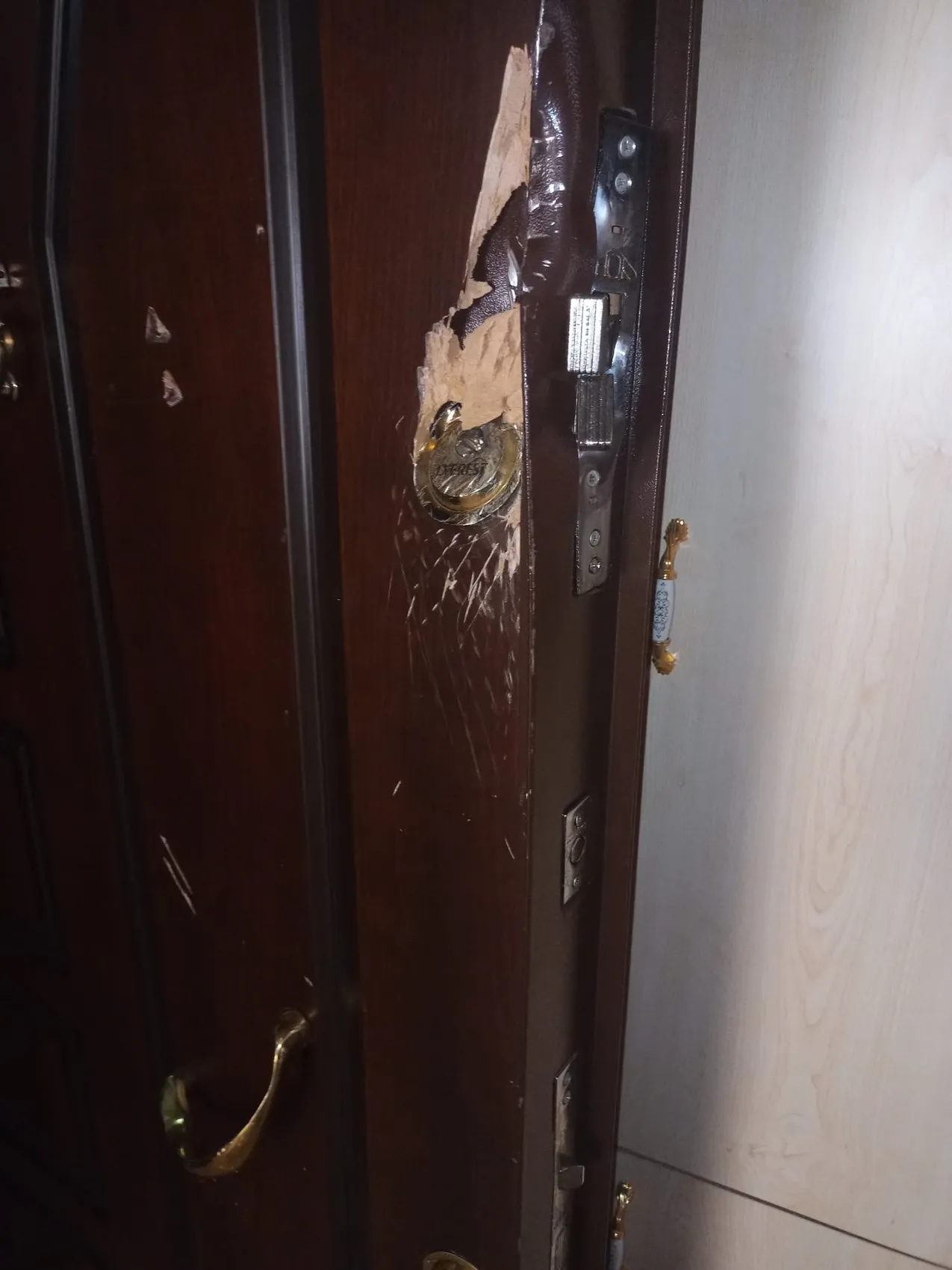 Emekli başçavuşun dehşet saçtığı o gün: Kapısını bile açamadığı eşini öldürmek için gittiği binada masum bir kadını hayattan kopardı