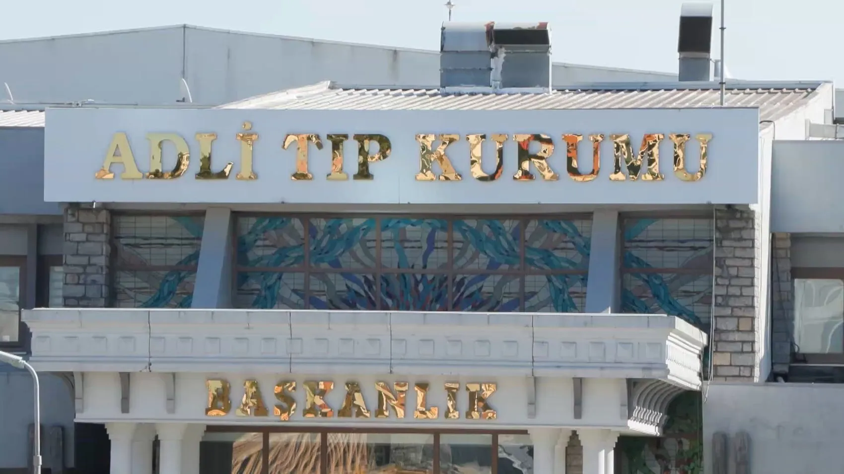 Maltepe'deki feci yangında yürek burkan detay: Anne ve baba bir evladını kurtarabildi