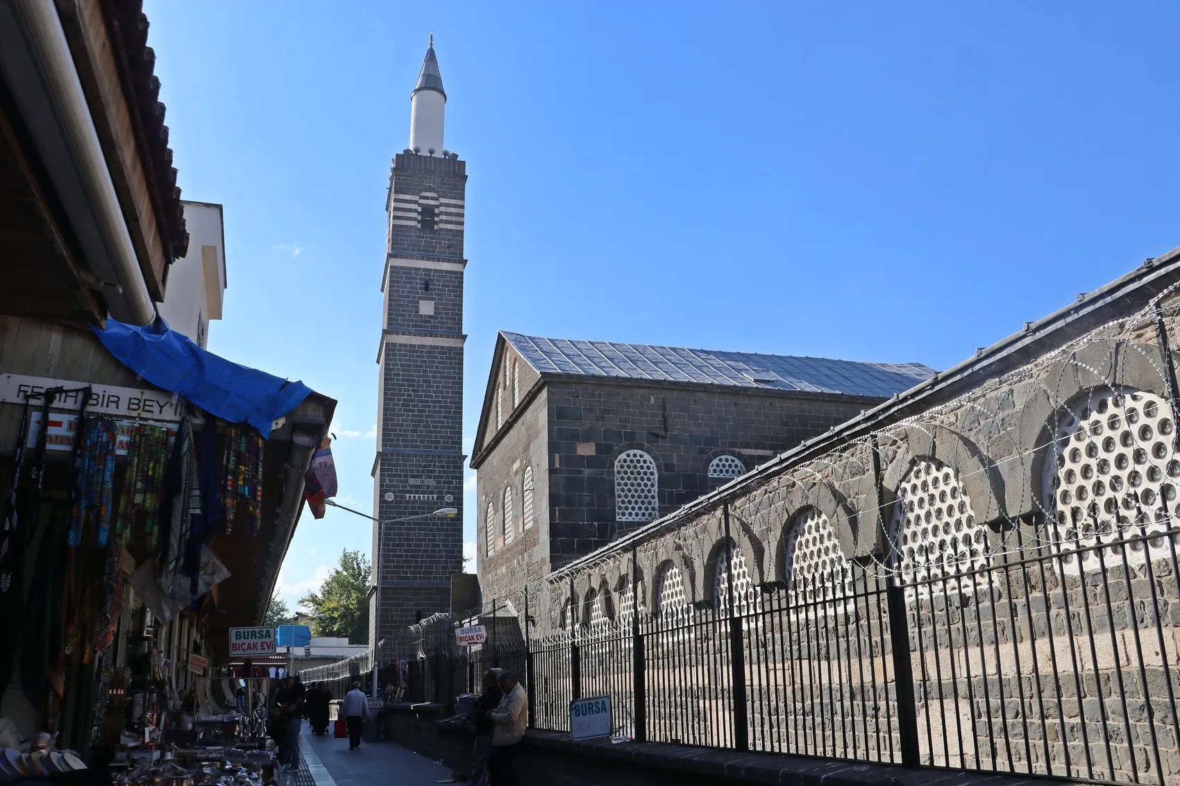 Diyarbakır’da turizm patlaması: Tarihi surların gölgesinde 1,3 milyonluk ziyaretçi akını