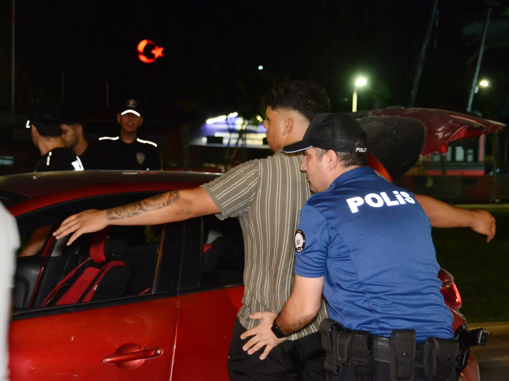 Adana semalarında dronlu takip: Suçlulara göz açtırılmadı