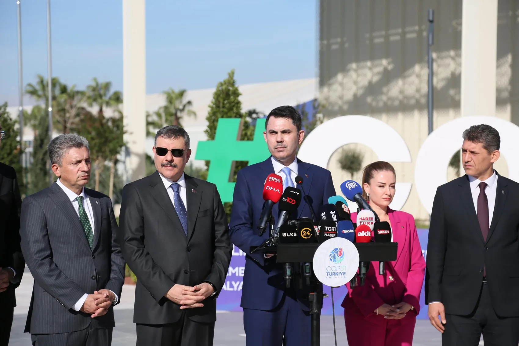 Antalya'da dev zirveye geri sayım: 85 liderin yolu gözleniyor, 4 milyar dolarlık devinim bekleniyor