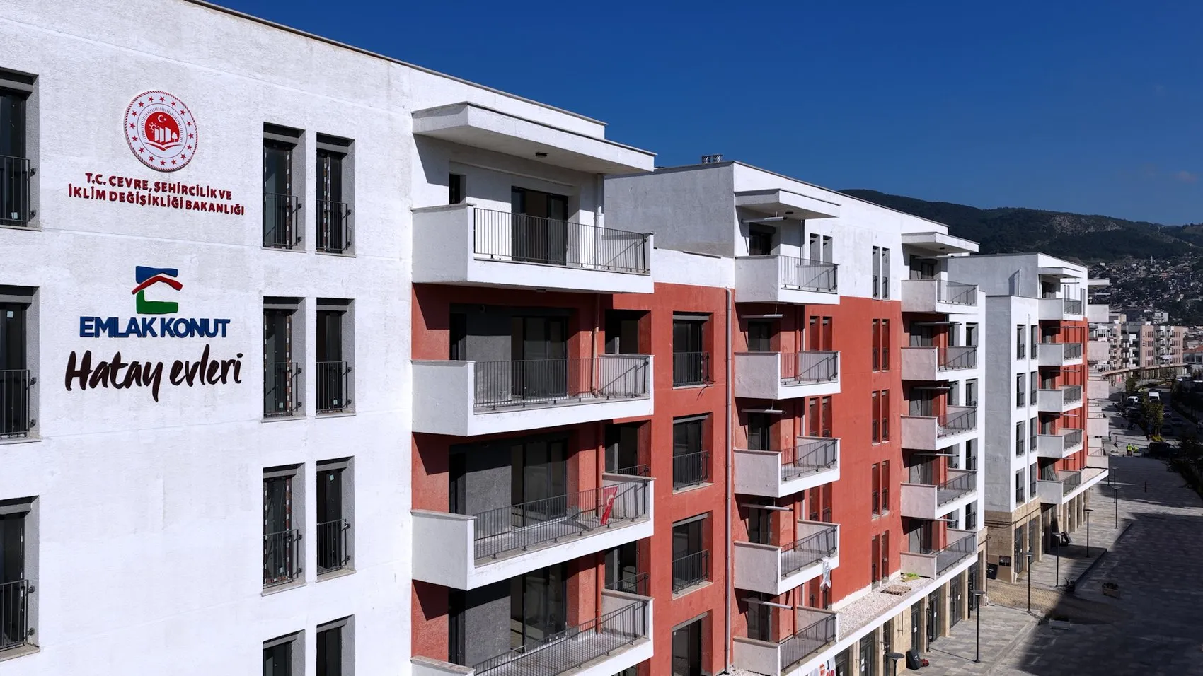 Antakya'da umutlar yeniden yeşerdi: Bir depremzedenin gözünden şehrin küllerinden doğuşu