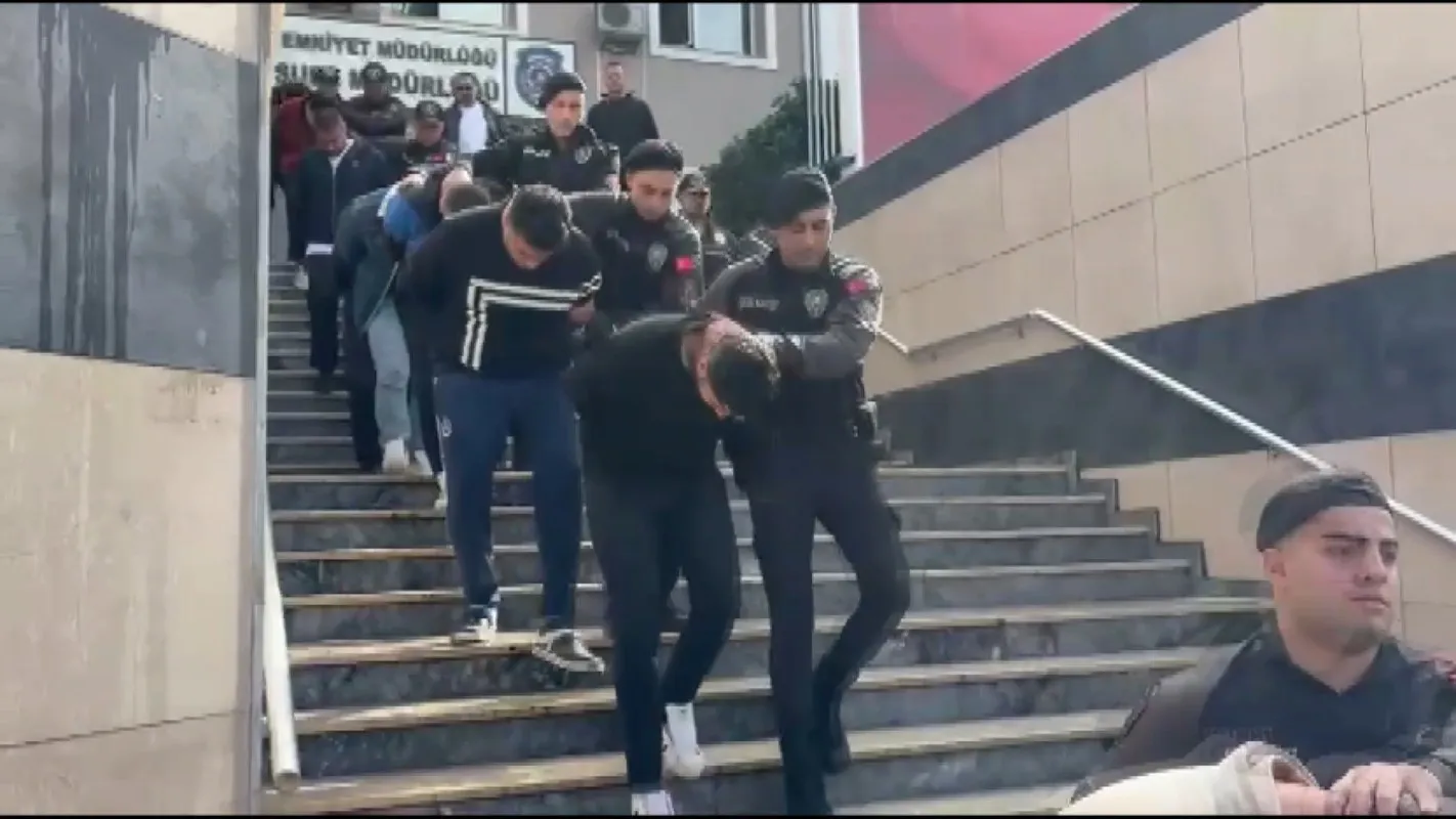 Ünlü yapımcıya 3,5 milyon Euro'luk tehdit şoku: Eski damat ve emlakçı gözaltında