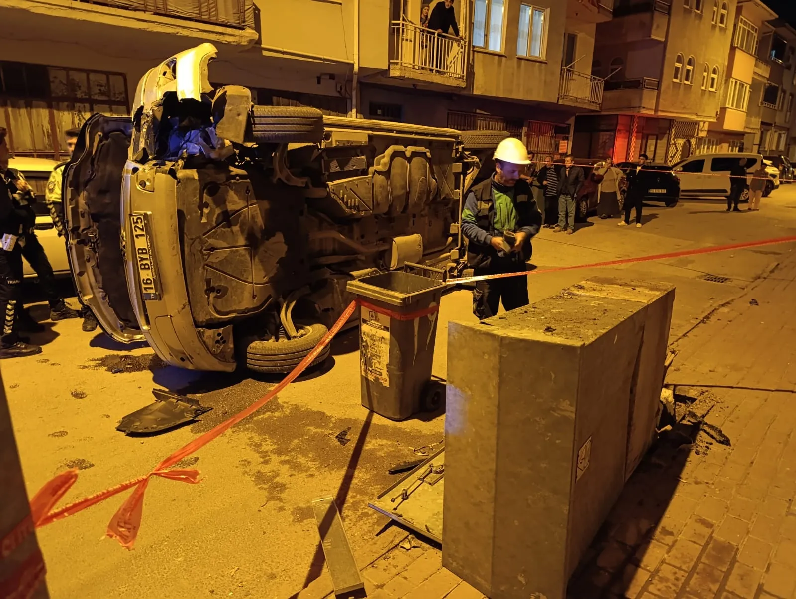 İnegöl'de kaza sonrası sırra kadem bastı: Elektrik panosunu devirip kayıplara karıştı