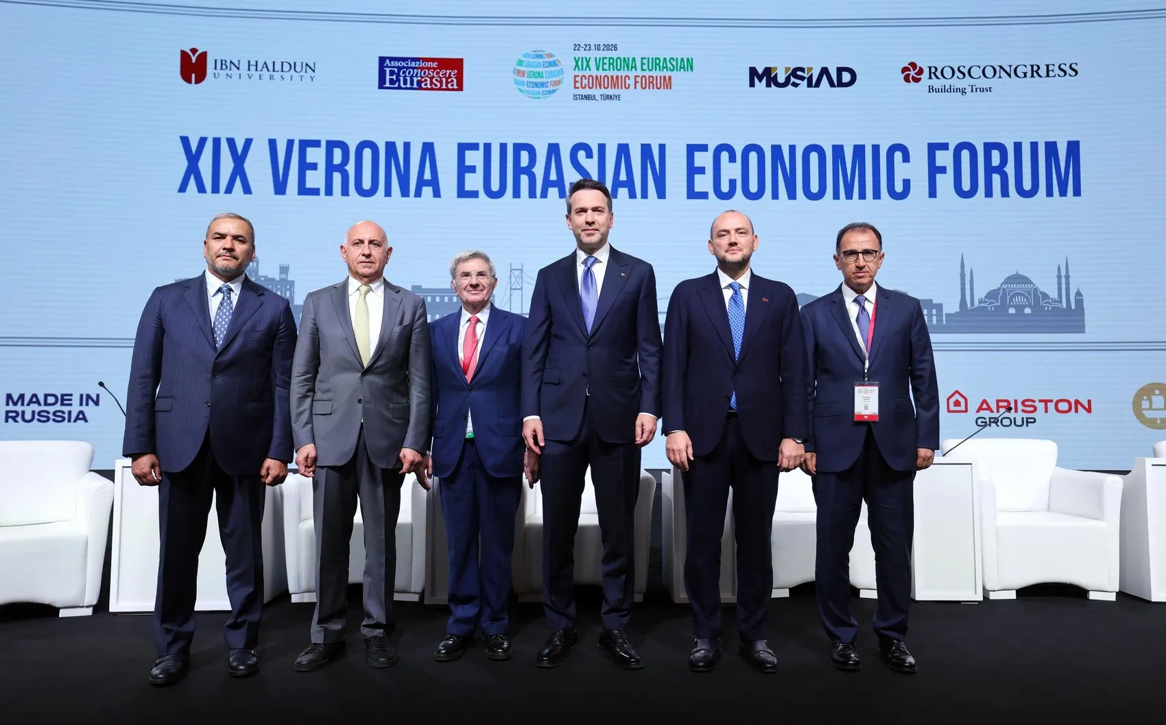 Enerji diplomasisinde yeni dönem: Türkiye küresel krizlere karşı köprü kuruyor