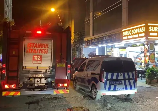 Bahçelievler'de gece yarısı paniği: 6 katlı otel alevlere teslim oldu