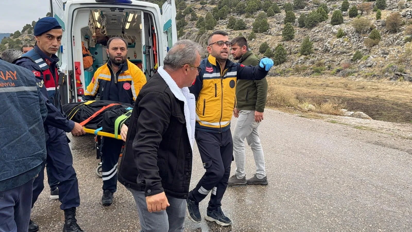 Seydişehir yolunda yağışlı hava kabusu: Aynı aileden 5 kişi yaralandı