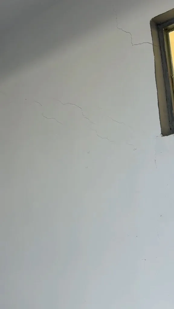 Maltepe'deki felaketin ayak sesleri: Çatlakları kaydeden çalışanın son sözleri yürek burktu