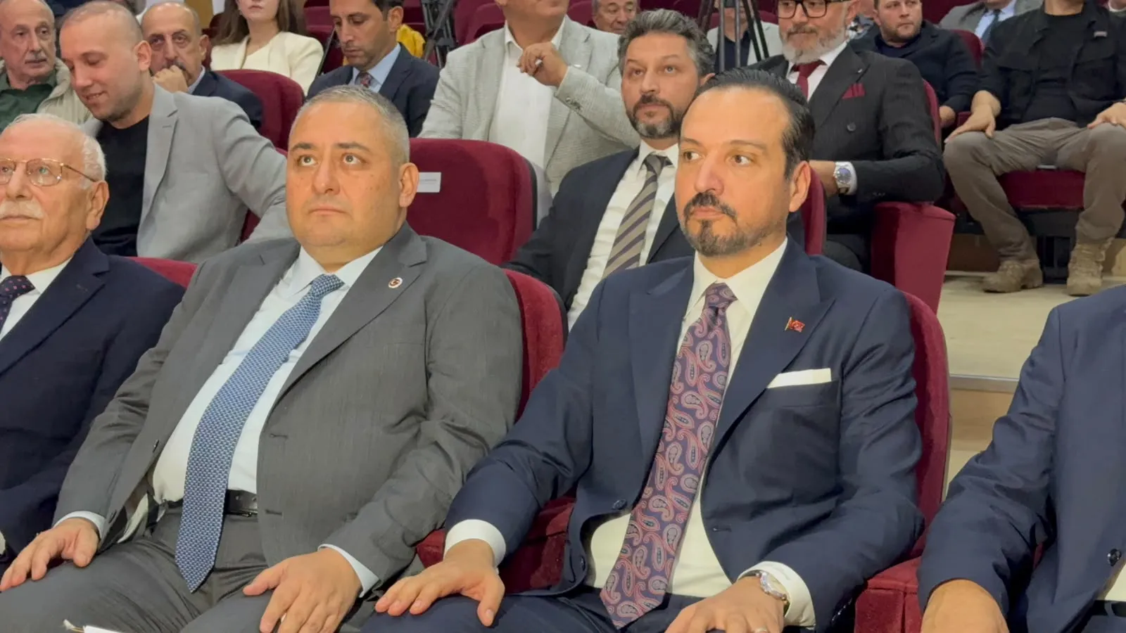 Kürşad Zorlu'dan stratejik hamle: Orta Koridor'un güney hattı için kritik güvence