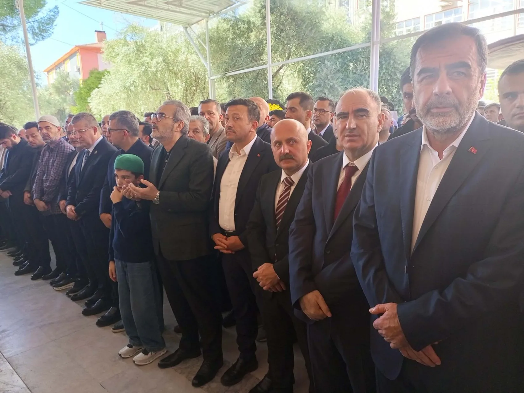 Nazilli'nin acı günü: İş dünyasının sevilen ismi Hasan Özdin son yolculuğuna uğurlandı