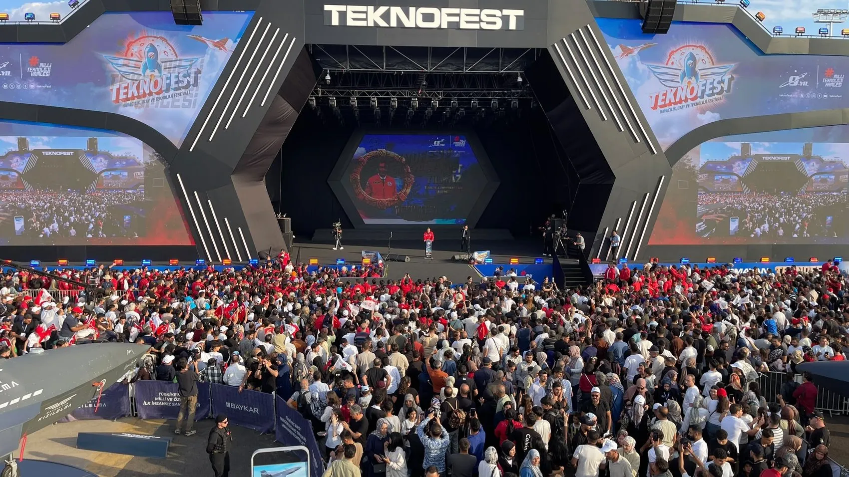 Şanlıurfa'da TEKNOFEST Rüzgarı: 1,5 Milyon Ziyaretçiyle Tarihi Rekor Kırıldı